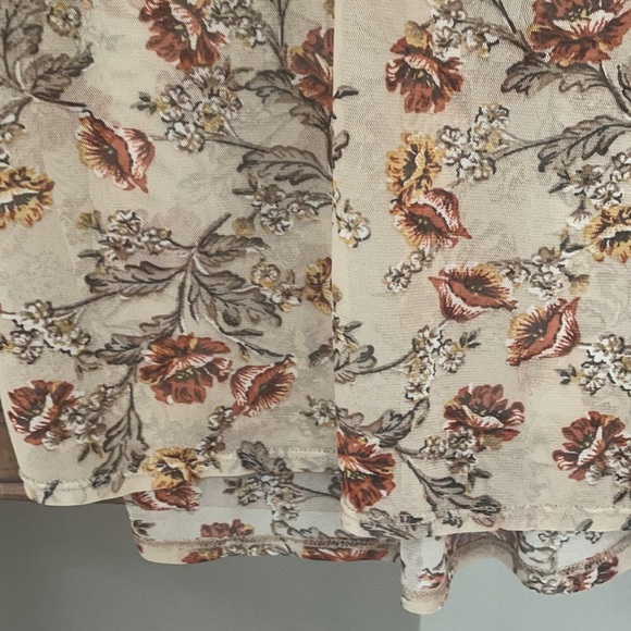 Mesh floral see through top - Picture 6 of 8